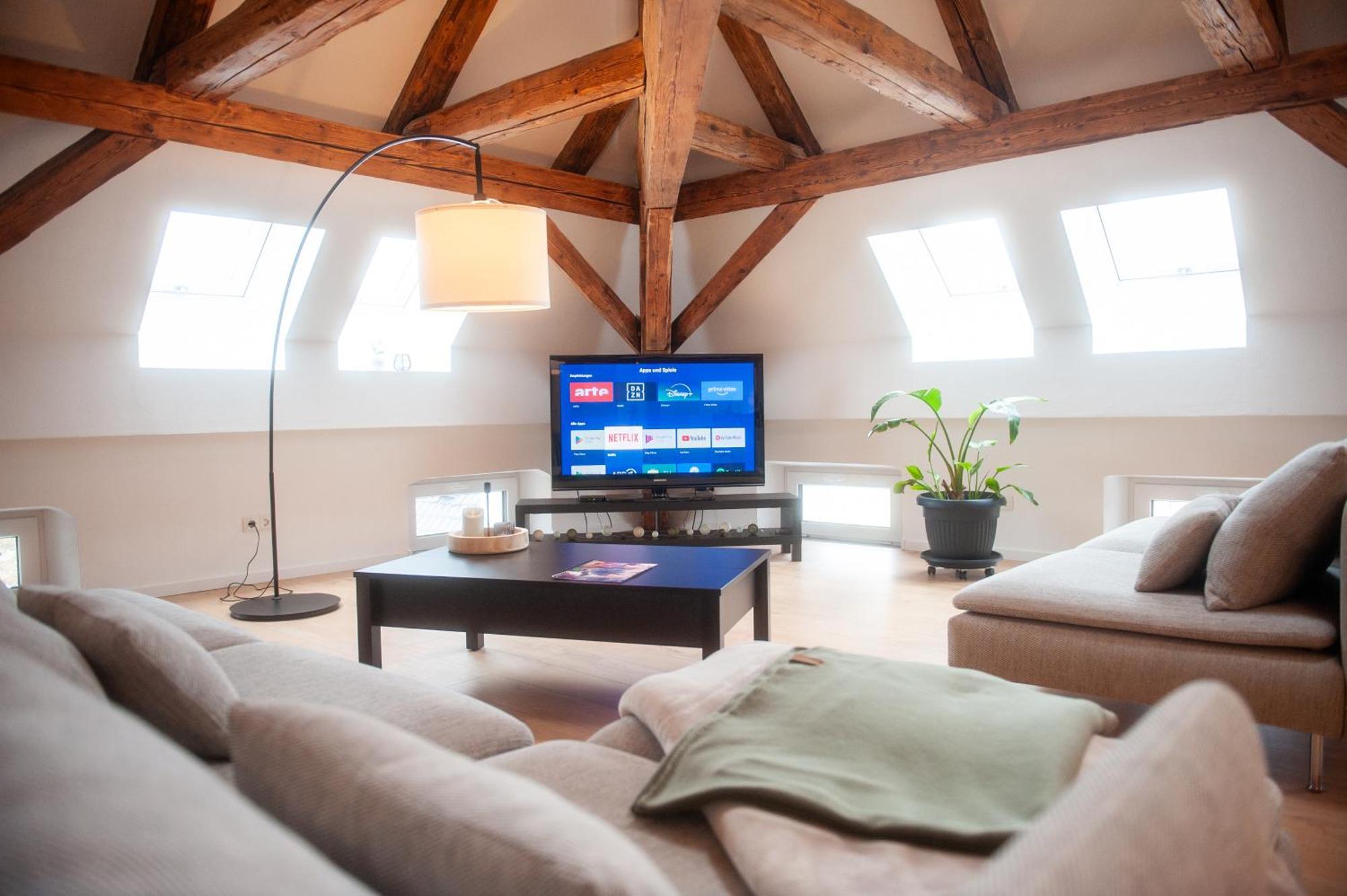 Schlossberg - Ferienwohnung Im Herzen Von Selb Exterior foto